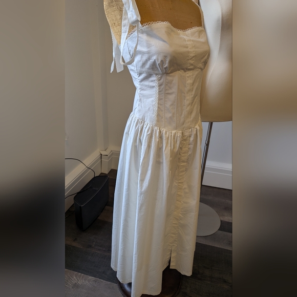 Chic White Midi Dress with Tie Straps - Picture 2 of 5